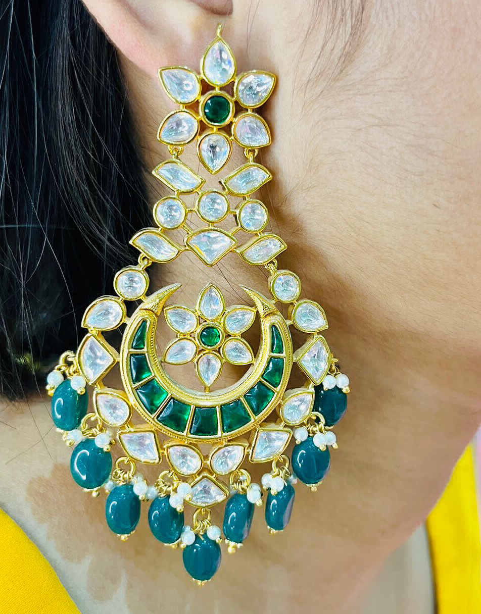 iconic kundan earring